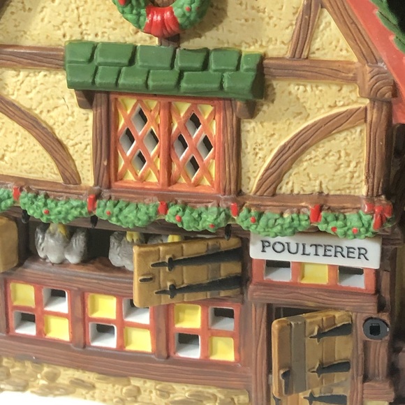Dept 56 Lighted Dickens’ Village Poulterer. - Picture 2 of 2